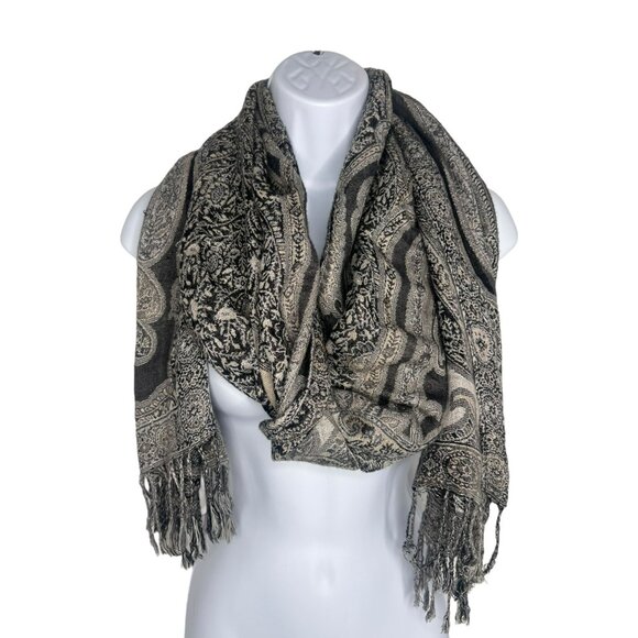 Women's Paisley Patterned Black Gray Rectangle Reversible Scarf Fringe 78 in - Picture 3 of 5
